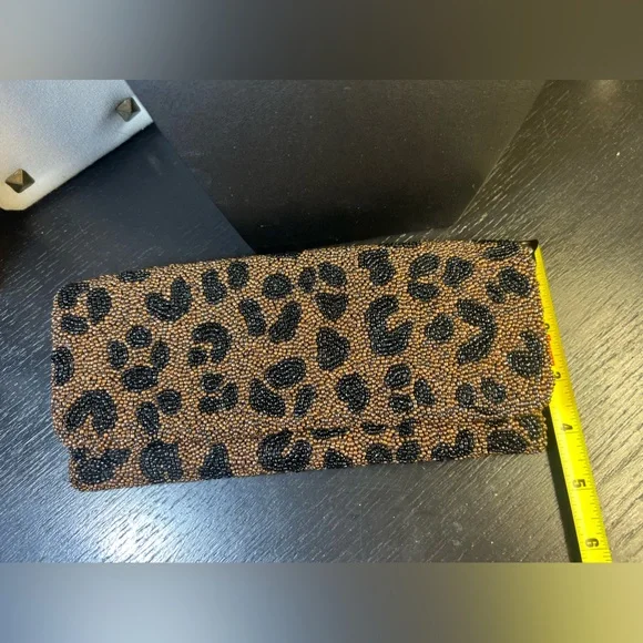 Stunning Vintage Leopard Print Beaded Clutch by Moyna - Picture 11 of 12